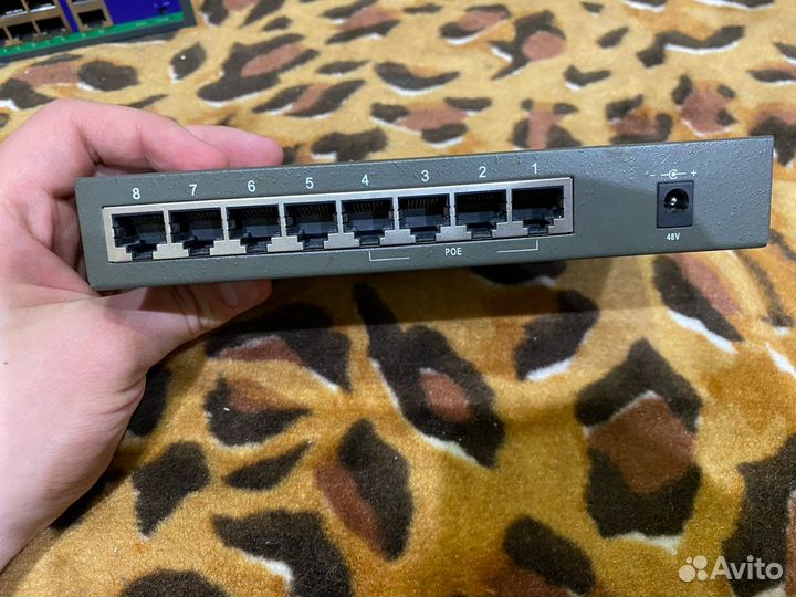 Коммутатор D-Link DES-1008P