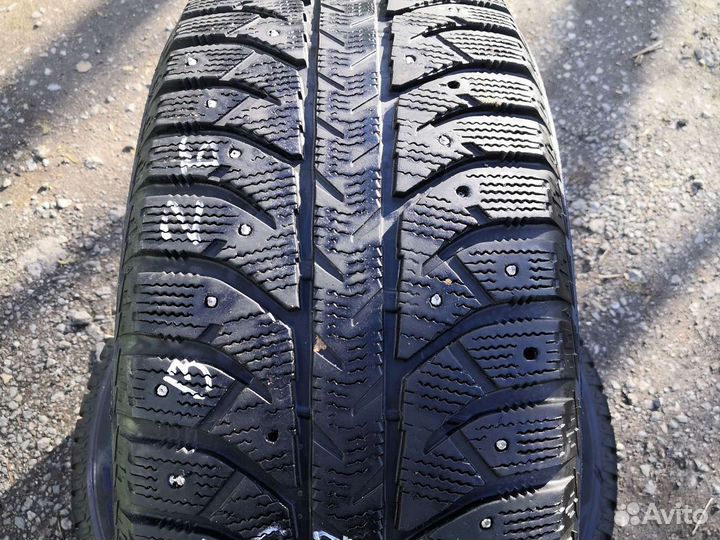 Bridgestone Ice Cruiser 7000 235/60 R16