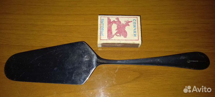 Набор ложек, набор вилок, лопатка для торта