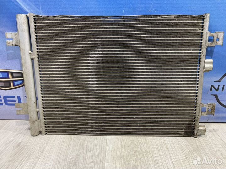 Радиатор кондиционера Renault logan