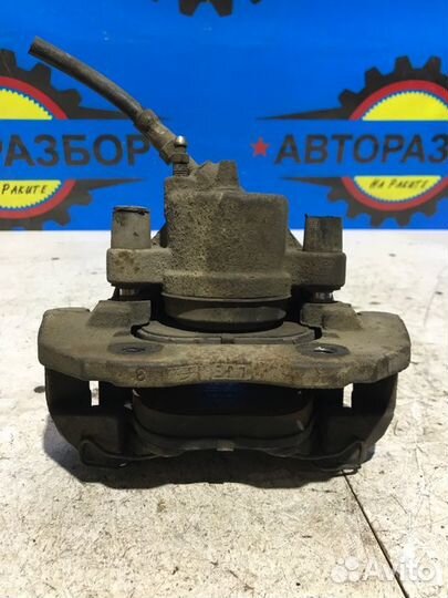 Суппорт передний левый Ford Focus 2 hwda