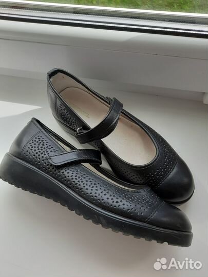 Продам новые туфли