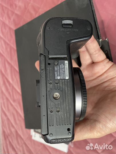 Canon eos RP body + 85 1.8 EF