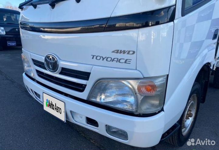 Бортовой грузовик Toyota Dyna, 2008