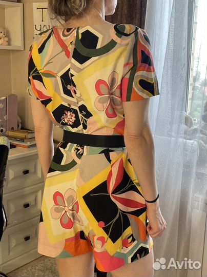 Комбинезон женский с шортами