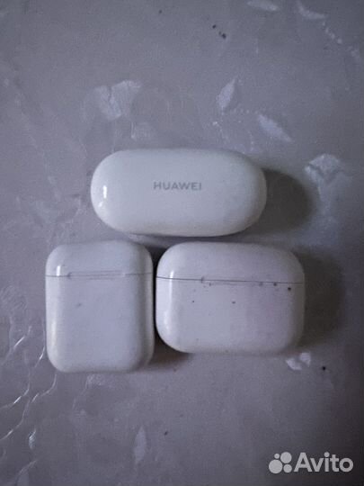 Кейсы для беспроводных наушников