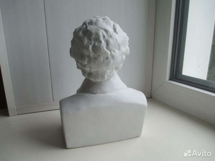 Фарфор СССР Бюст А.С. Пушкина Бисквит лзфи