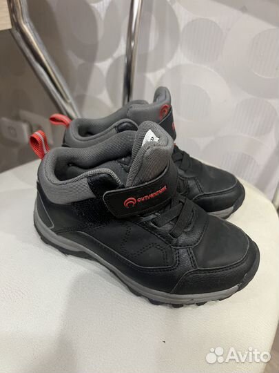 Продам кроссовки