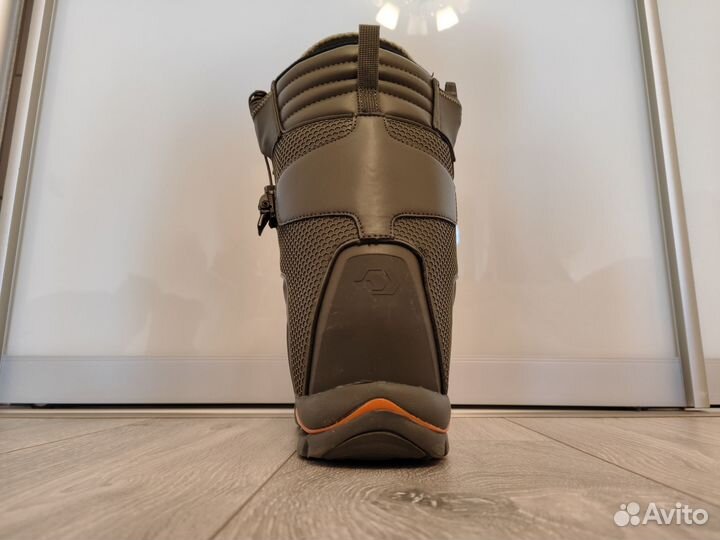 Сноубордические ботинки 44 размер