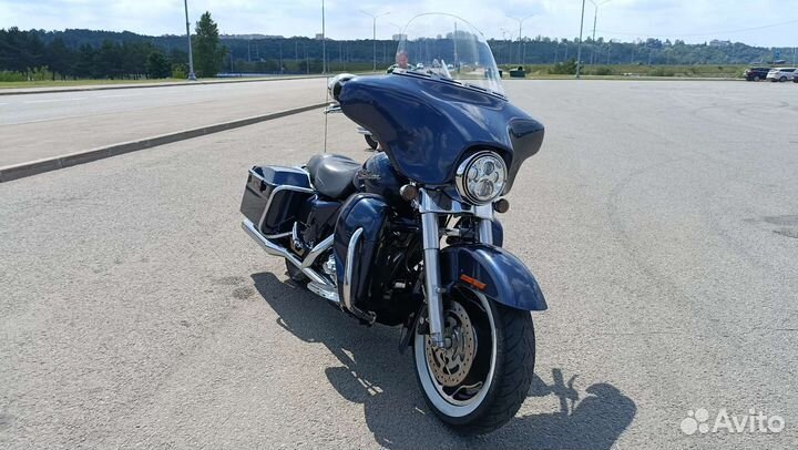 Продам Harley Davidson Street Glaid