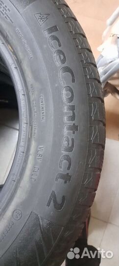 Continental IceContact 2 215/65 R16