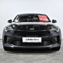 Kia Stinger 2.0 AT, 2018, 90 001 км, с пробегом, цена 2 350 000 руб.