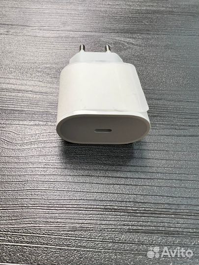 Зарядка на iPhone адаптер питания + кабель 20w