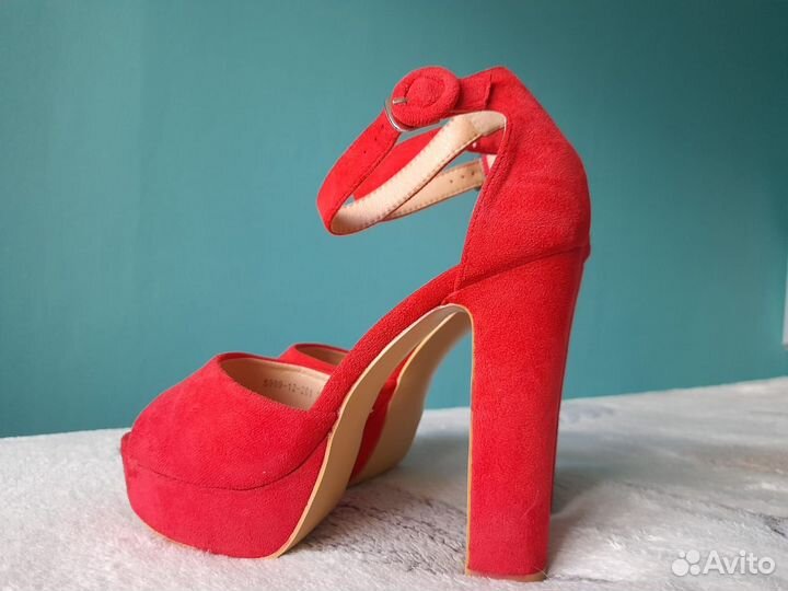 Туфли, босоножки