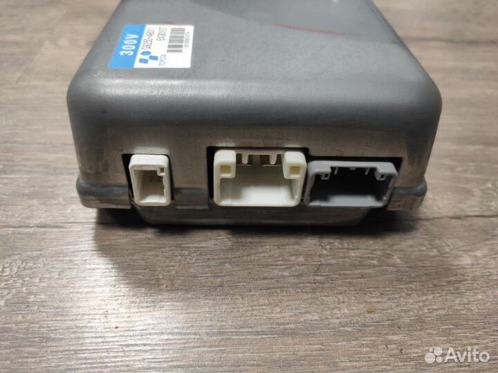 Преобразователь постоянного тока Lexus Rx400H 2