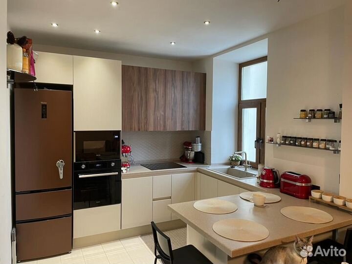 Прямая кухня на заказ. Фабрика