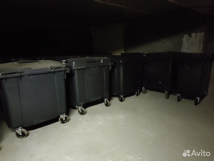 Новые мусорные контейнеры 1.1 куб и 0.8м3