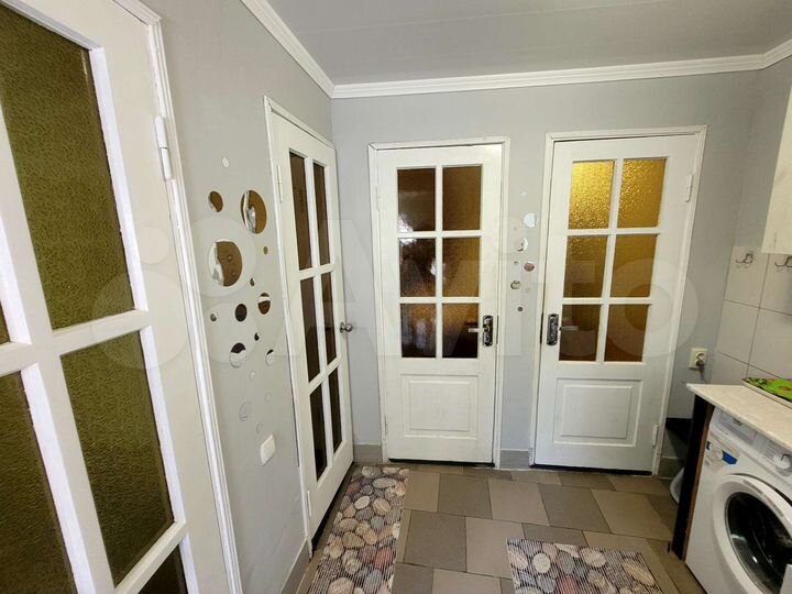 2-к. квартира, 30 м², 1/3 эт.