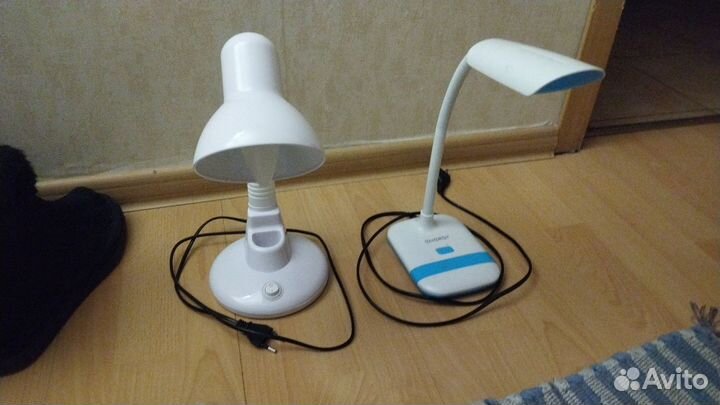 Лампа настольная