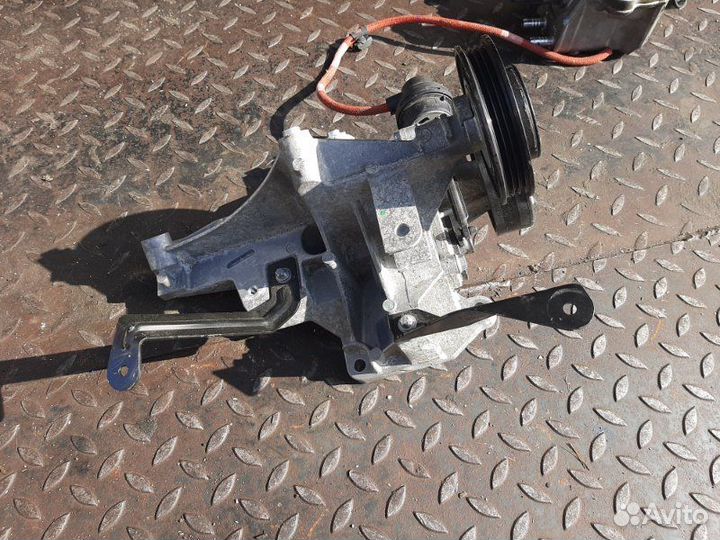 Помпа Bmw 5-Series G31 2017-2023