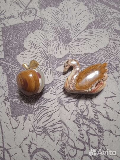 Фигурки из яшмы