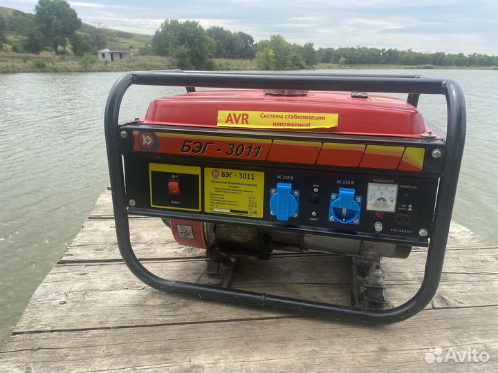 Бензиновый электрогенератор