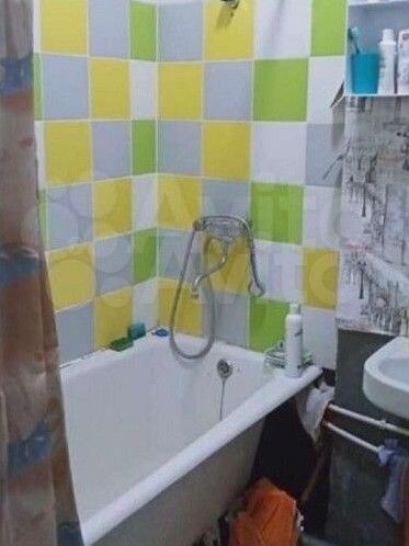 Комната 12 м² в 3-к., 2/5 эт.