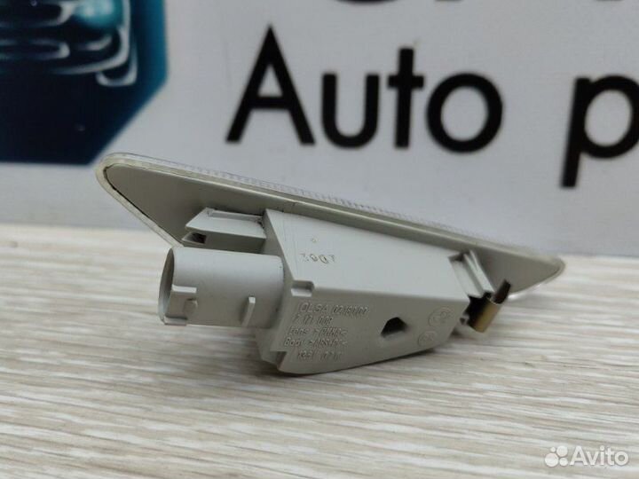 Поворотник в крыло правый Bmw X5 E70 N62B48 2007