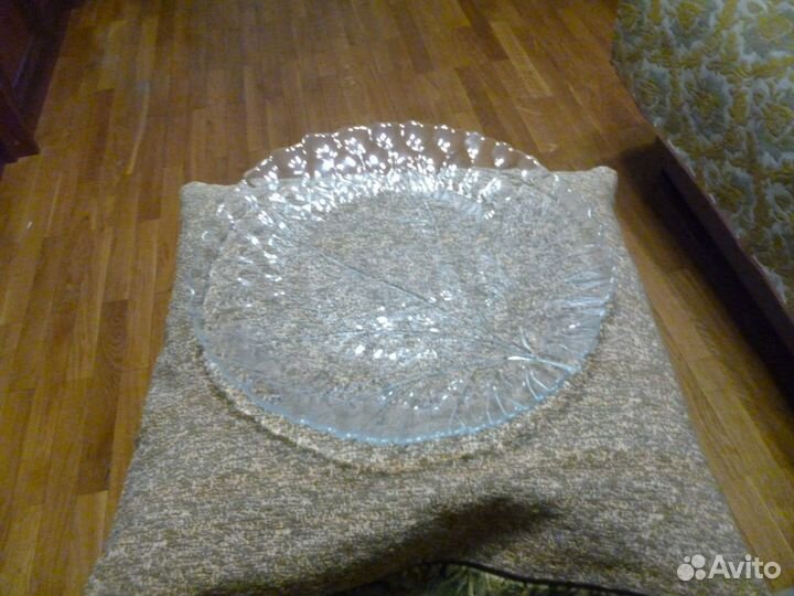 Блюдо стеклянное