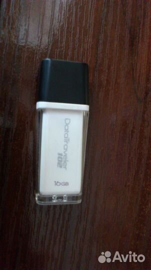 Новая флешка Data S102 (16GB)