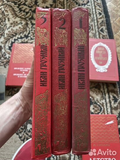 Книги отдам бесплатно