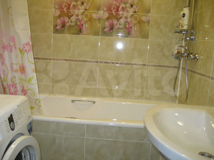 2-к. квартира, 56 м², 10/14 эт.