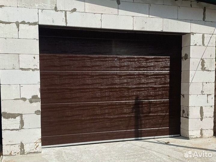 Секционные ворота от производителя Алютех(Alutech)