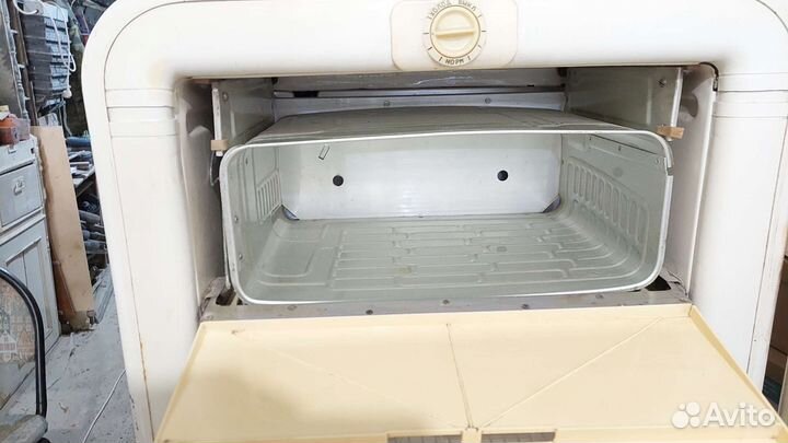 Холодильник ЗИЛ москва рабочий