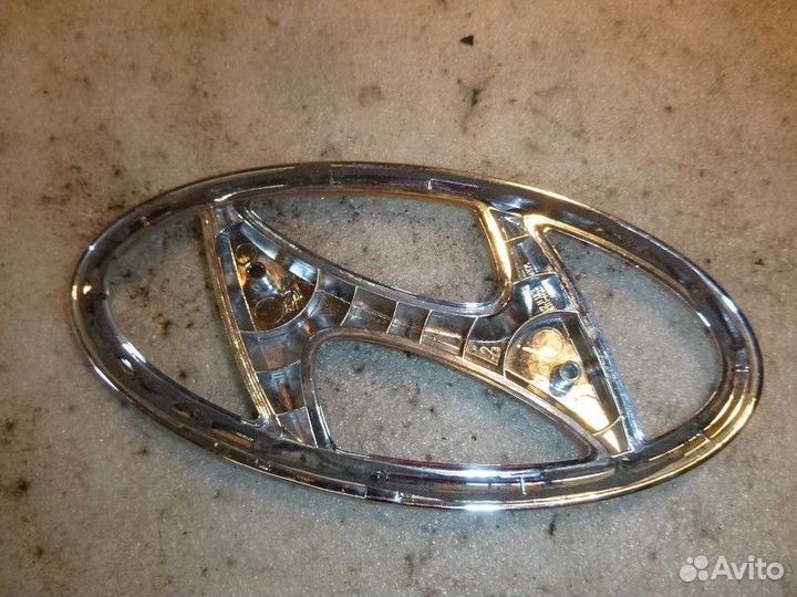 Эмблема hyundai elantra elantra 2020