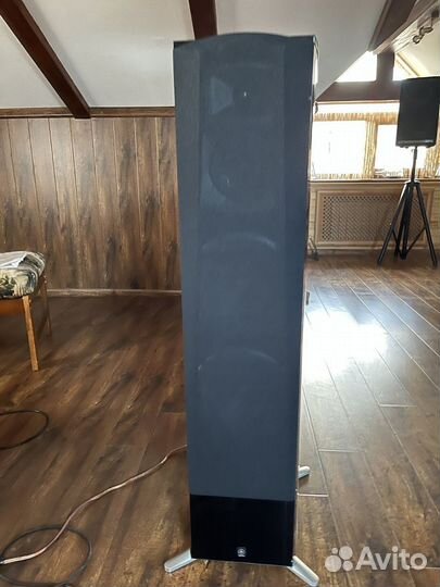 Акустика напольная Yamaha NS-777