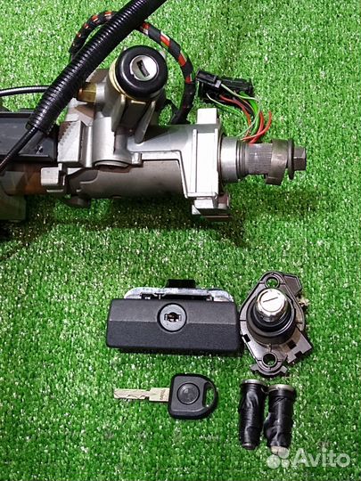 BMW E34 личинки комплект под один ключ замок бмв