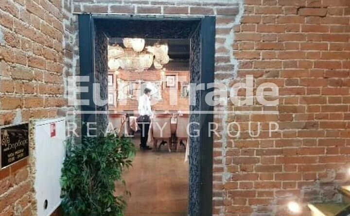 Продам торговое помещение, 624 м²