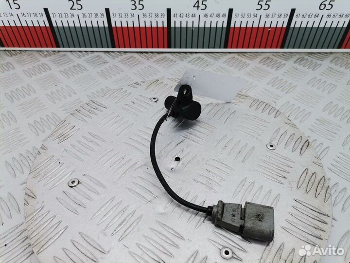 Датчик коленвала для Volkswagen Eos 06A906433G