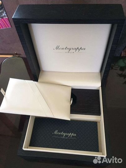 Коробка Montegrappa