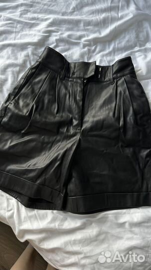 Комплект женских вещей