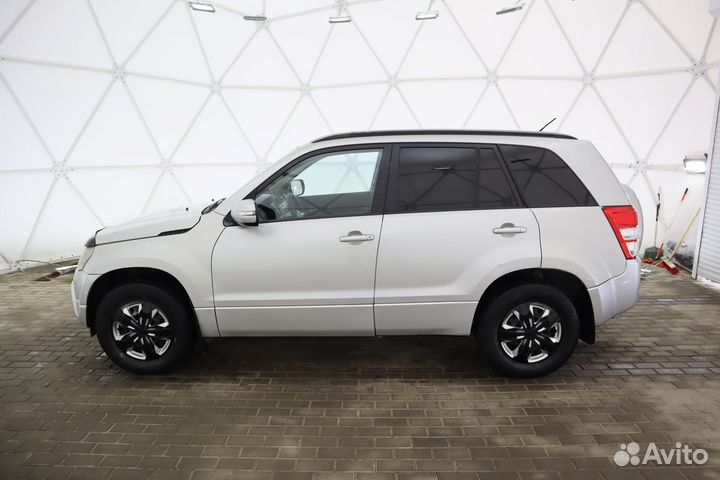 Suzuki Grand Vitara 2.0 AT, 2011, 305 332 км