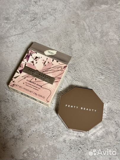 Fenty Beauty Diamond Bomb 2.8g How many Carats