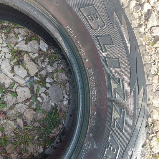 Bridgestone Blizzak DM-V1 275/65 R17 115Q