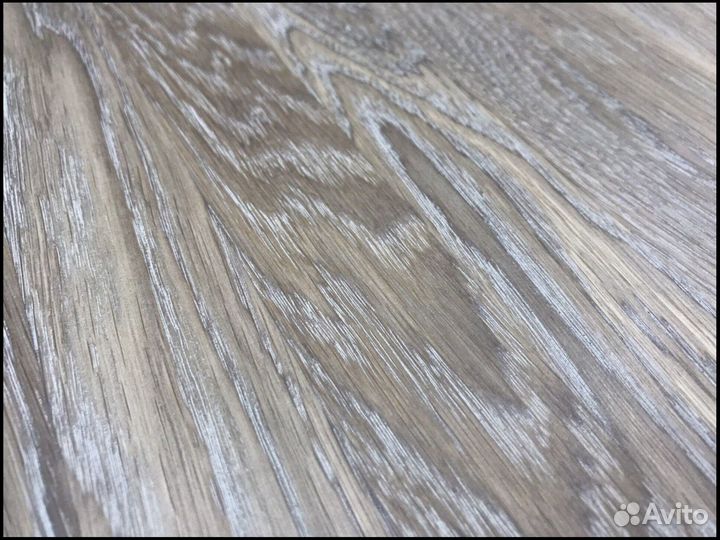 Дубовый стол обеденный из массива дуба