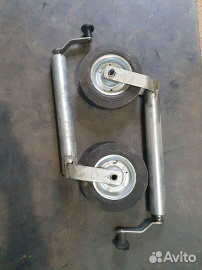 Подкатное колесо для прицепа