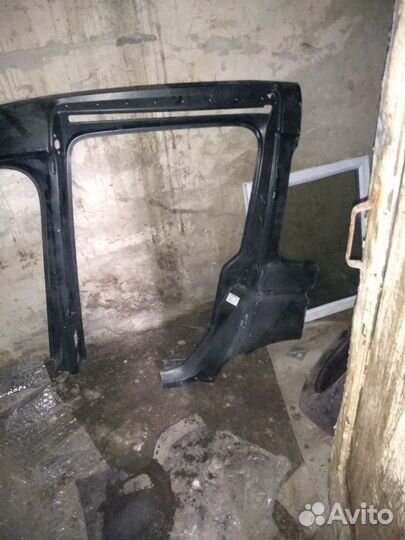 Боковая часть,крыло,стойка на Caddy Кадди