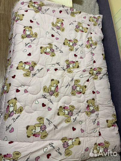 Детское одеяло в кроватку