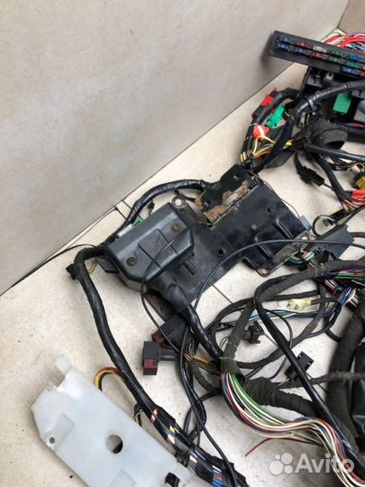 Проводка подкапотная Saab 9000 седан 2290 куб.см