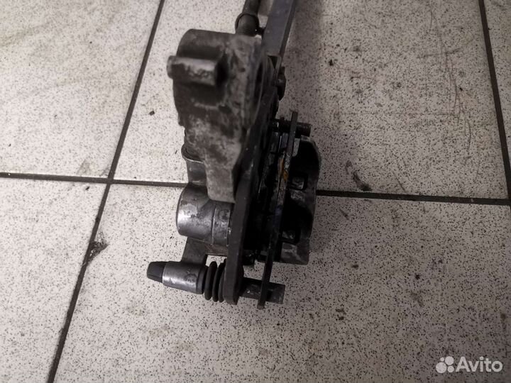 Суппорт задний Kawasaki ZZR 400 1